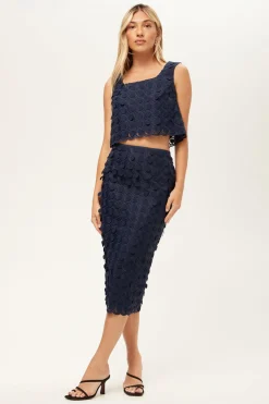 Trina Turk Dita 2 Midi Pencil Skirt - Agassi Embroidery Ink Best